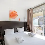 Aparthotel Residhotel Festival 2*